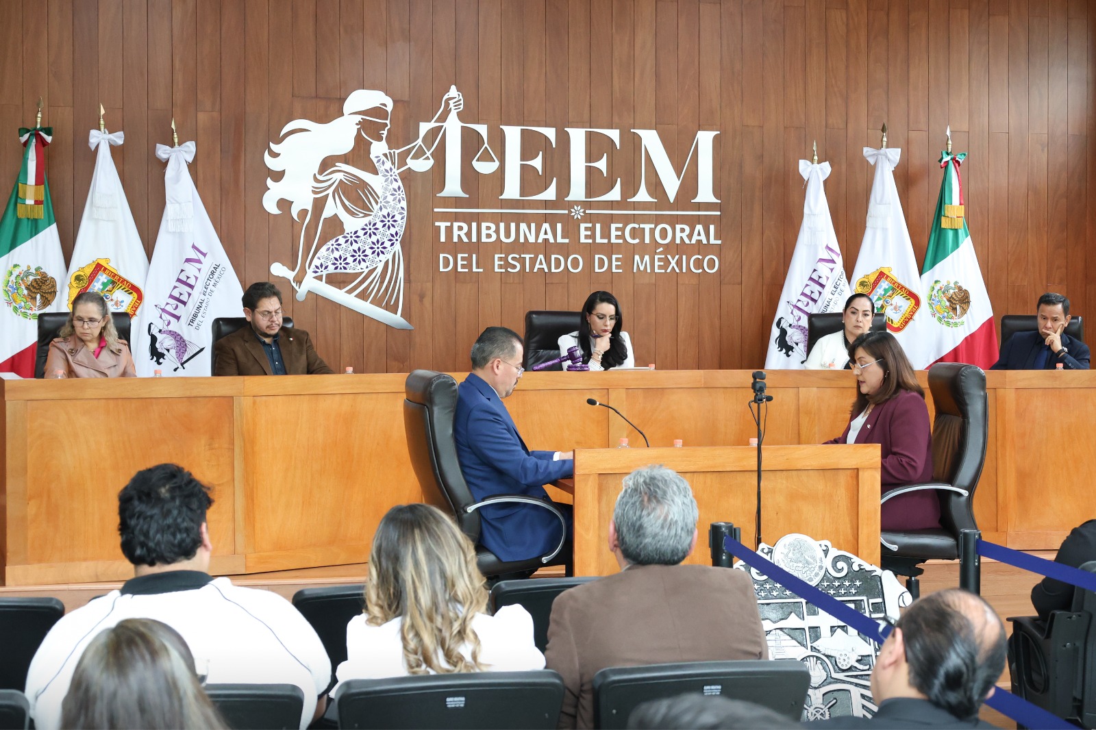 TEEM DECRETA LA COMISIÓN DE VIOLENCIA POLÍTICA EN CONTRA DE REGIDORAS DE SANTA CRUZ ATIZAPÁN