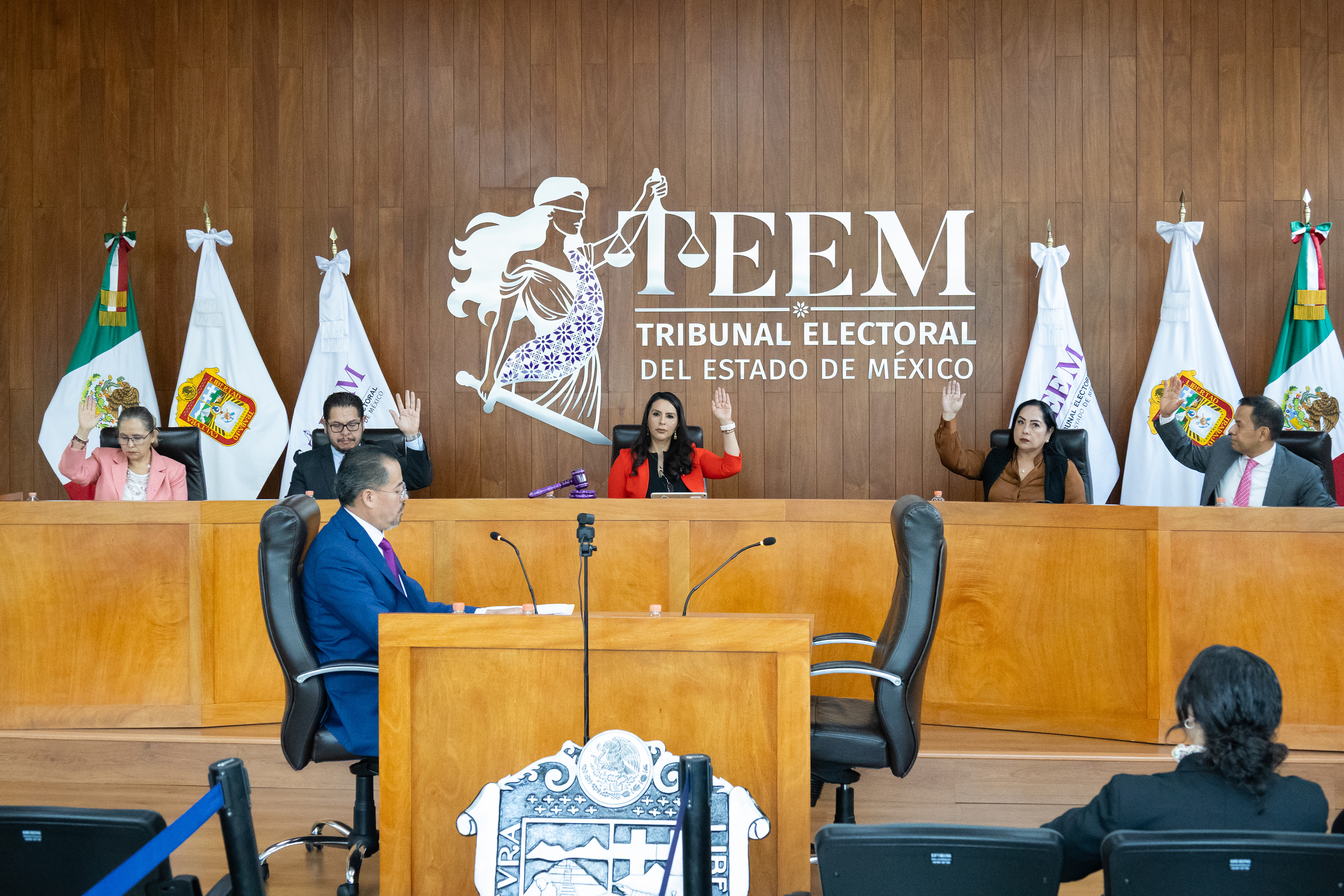 TEEM MODIFICA ACUERDO DEL IEEM SOBRE LA PARTICIPACIÓN ELECTORAL DE MEXIQUENSES RESIDENTES EN EL EXTRANJERO