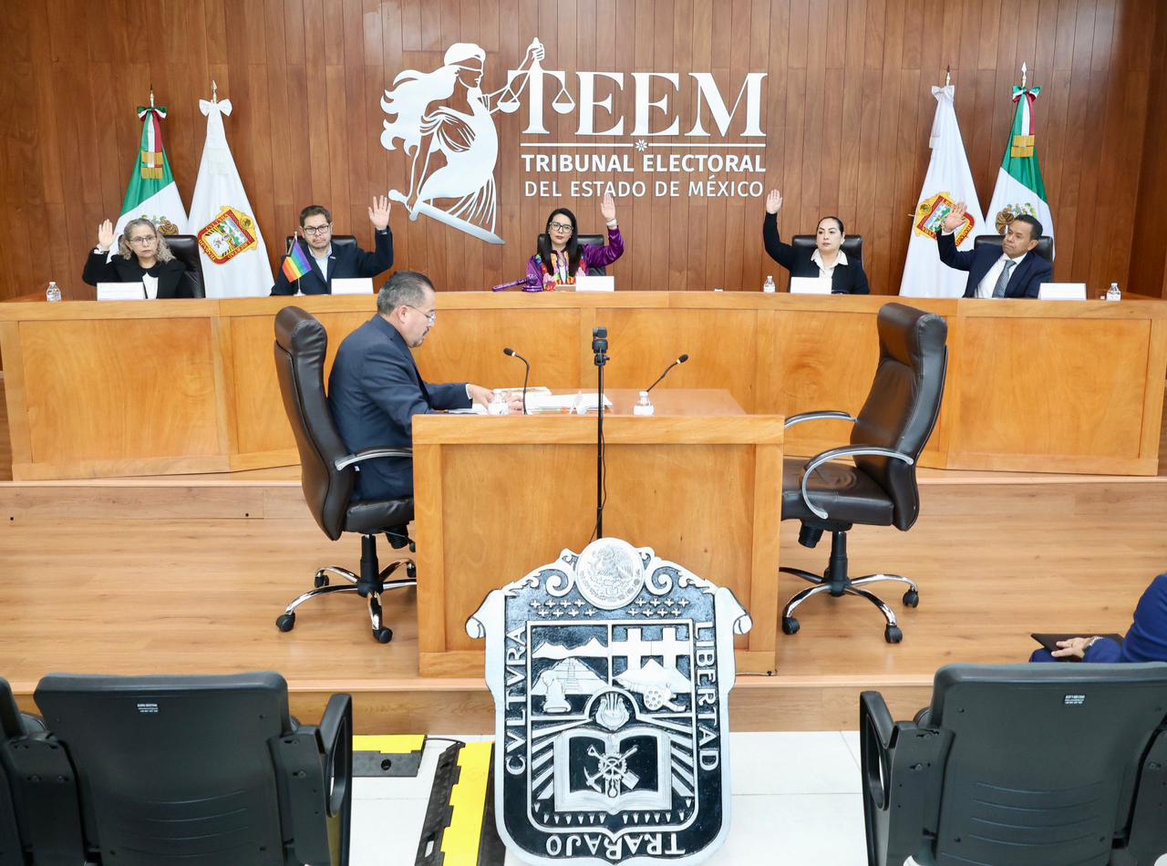 GARANTIZA TEEM DERECHO DE REPRESENTANTES INDÍGENAS ANTE AYUNTAMIENTOS A PERCIBIR REMUNERACIÓN ECONÓMICA